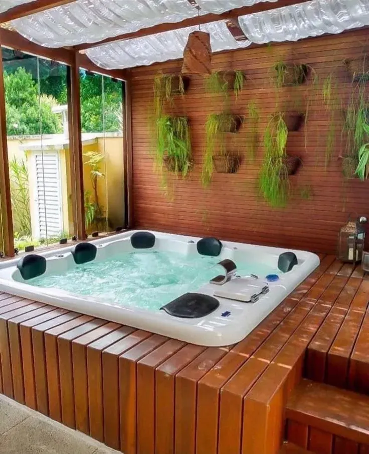 Hot tubs & jacuzzi — 4